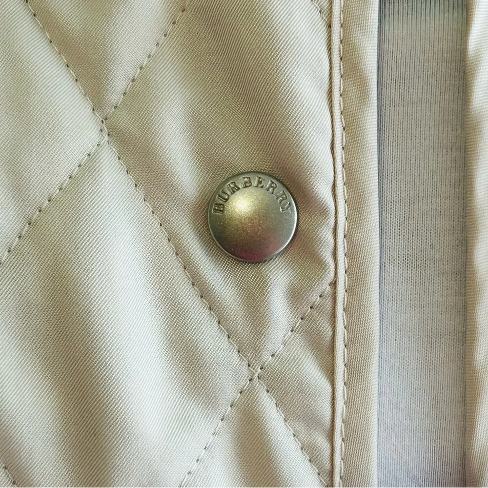 BURBERRY LONDON Diamond Quilted Coat - Picture 7 of 10